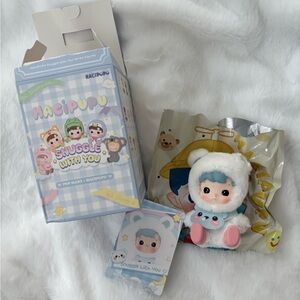 Hacipupu Snuggle With You Growling Polar Bear.